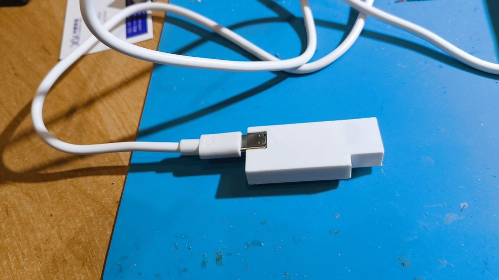 Кабель для прошивки Zelio Logic, гальванічна розв'язка