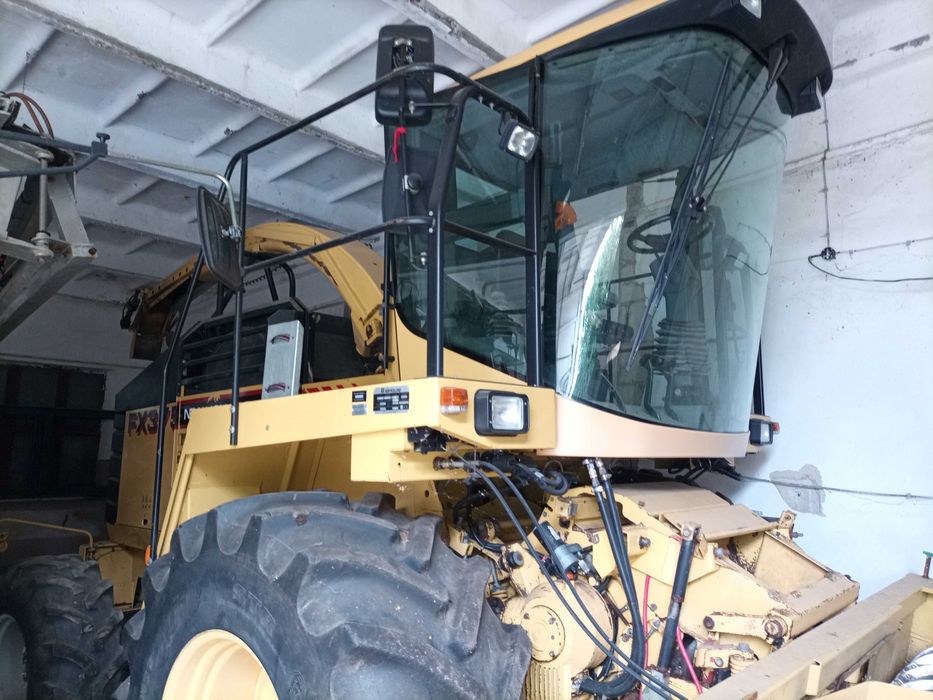 Sieczkarnia New Holland FX375