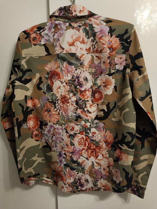 Bluzka moro z kwiatami M