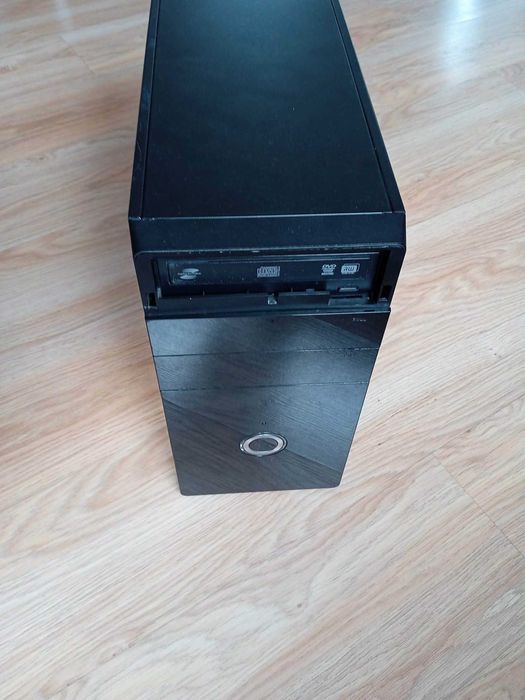 Komputer stacjonarny