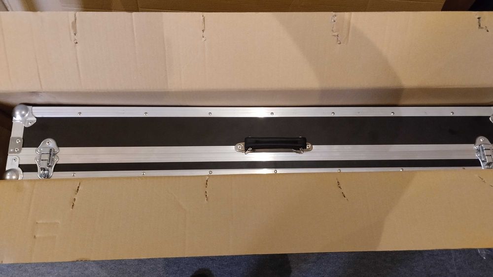 Case Thon para Yamaha MODX7