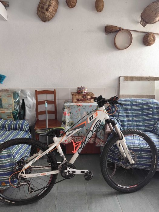 Oportunidade Bicicleta Vag equipada shimano