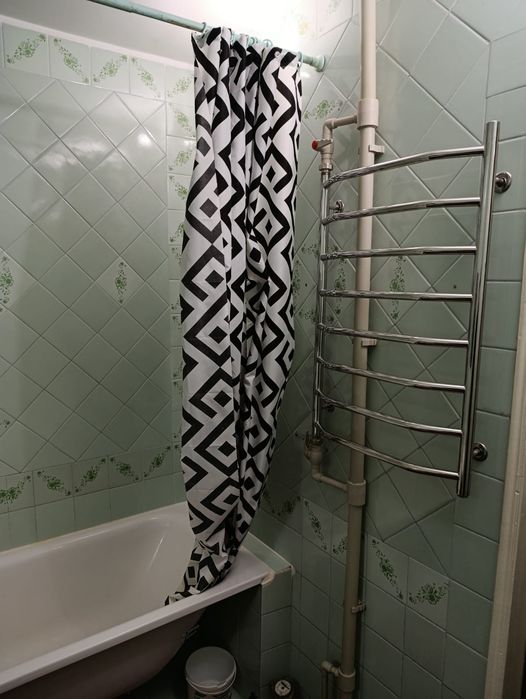 Срочная продажа большой добротной 3к квартири в Леваневцев.