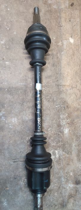 Transmissão esquerda Renault Clio IV 1.5 DCI