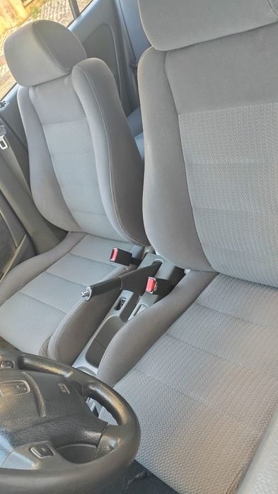 Honda Civic 1.4 is  aerodeck (Impecável)