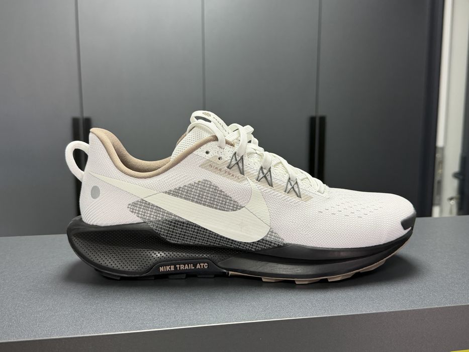 Оригінал 100%  Nike Pegasus Trail 5  IB7667 001/від 26см до 32см/