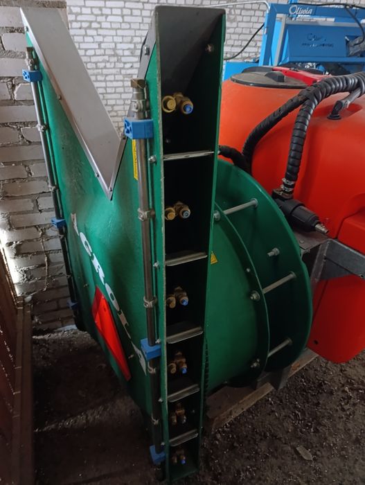 Opryskiwacz sadowniczy agrola