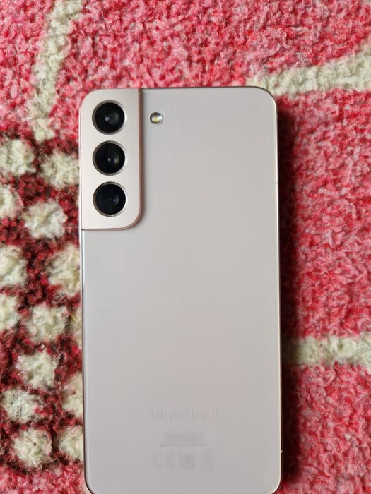 Samsung S22 impecável