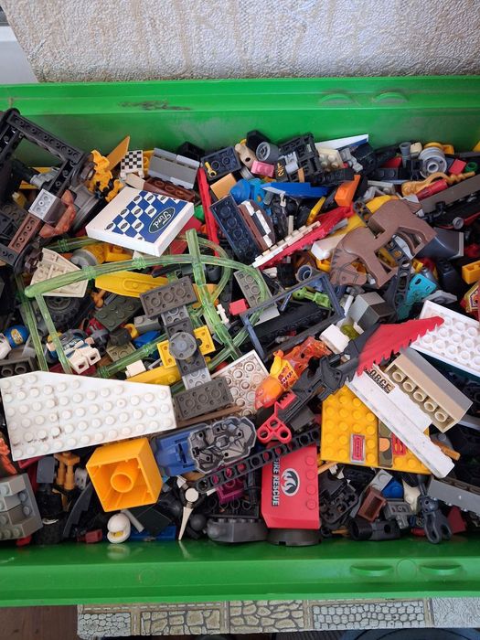 Продаю конструктор Lego