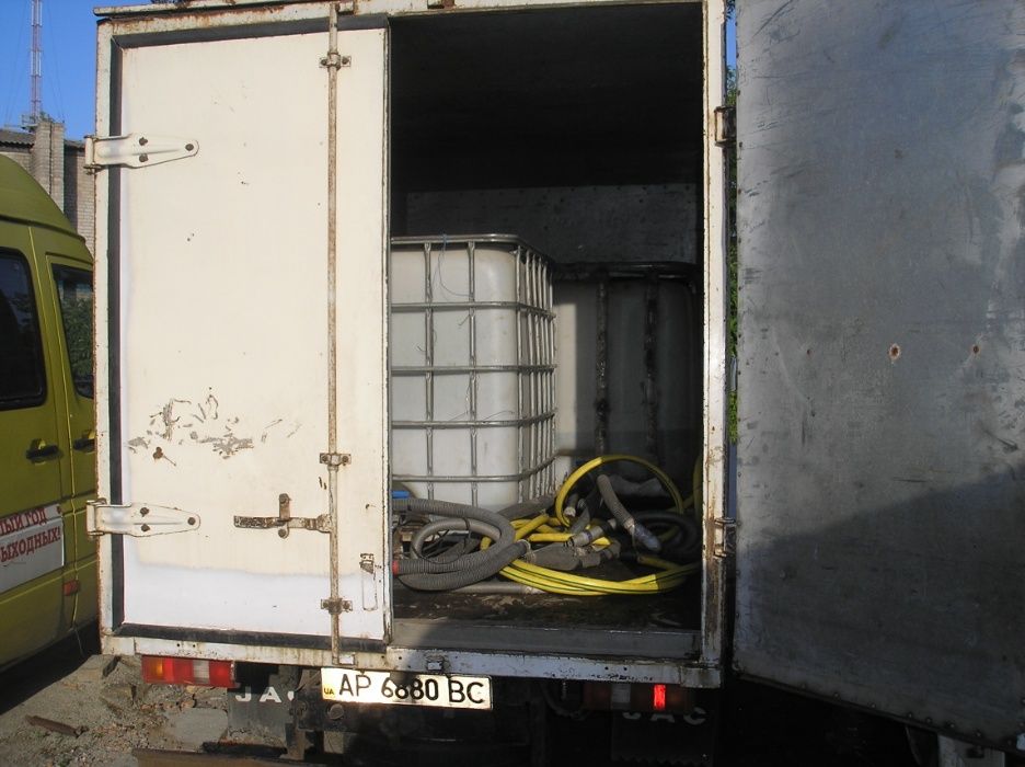 Доставка чистої води для будівництва, дач, басейнів та ін.