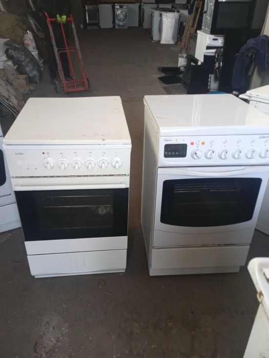 Газові плити з Європи Electrolux EKK545030X