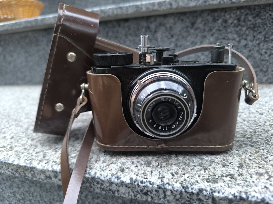 Aparat owa/oma - original użyty jako dekoracja