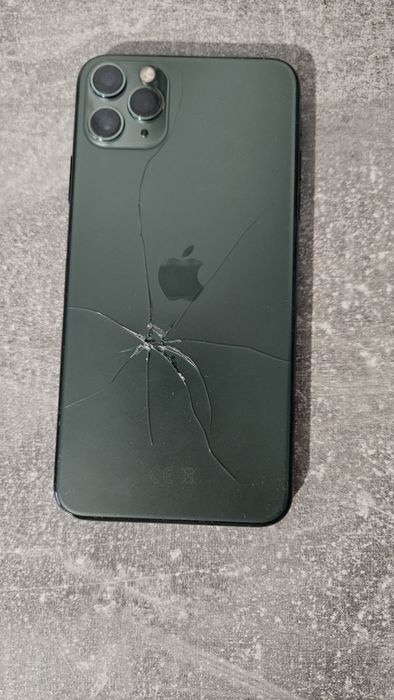 Продам Iphone 11 pro max 128 gb r-sim