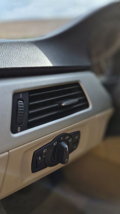 BMW 320 — fotografia 10