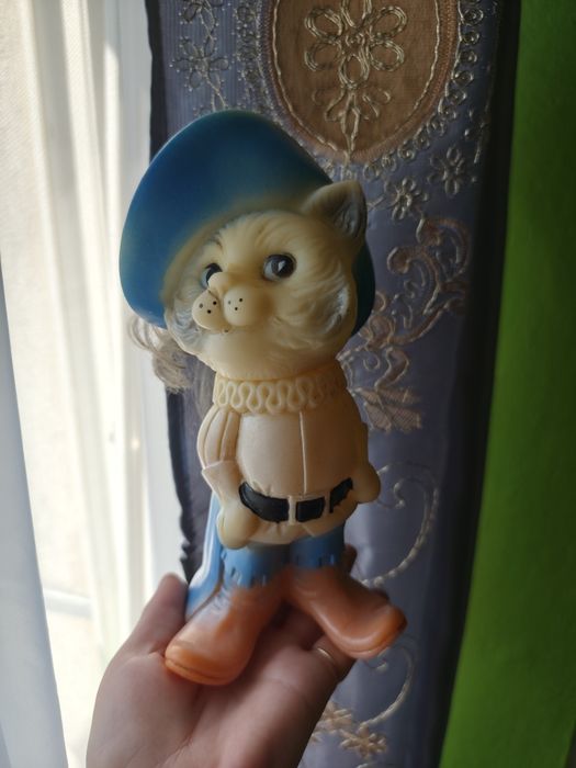 Zabawka Kot w butach