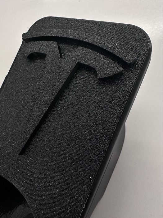 Холдер, тримач, настінне кріпленя зарядки Tesla USA