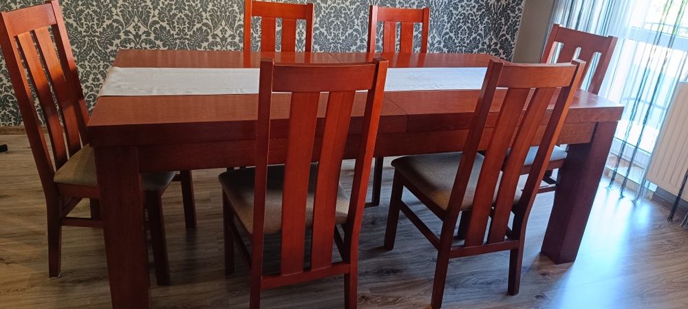 Stół drewniany rozkładany +10 krzeseł