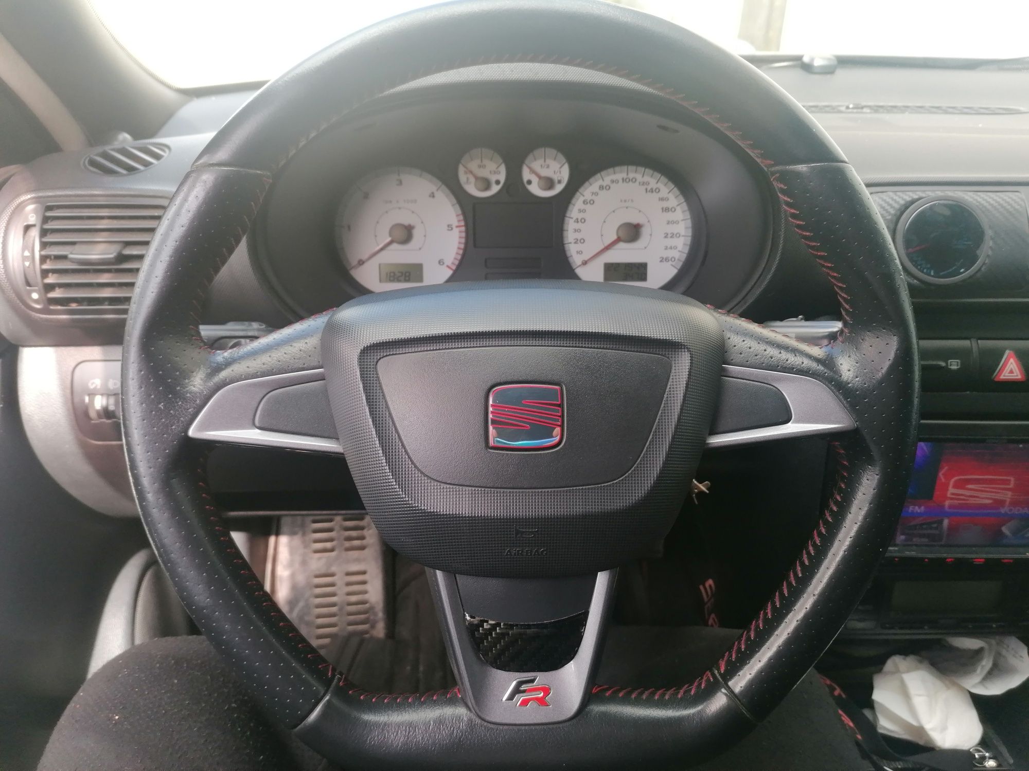 Volante 6j fr leon 1m 5f Ramada E Caneças • OLX Portugal