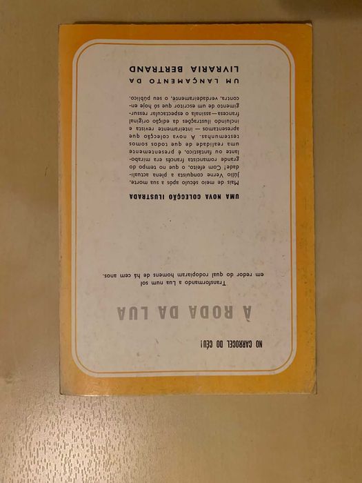 À Roda da Lua - Julio Verne