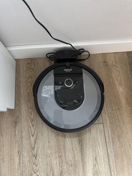 Robot sprzątajacy Roomba i7