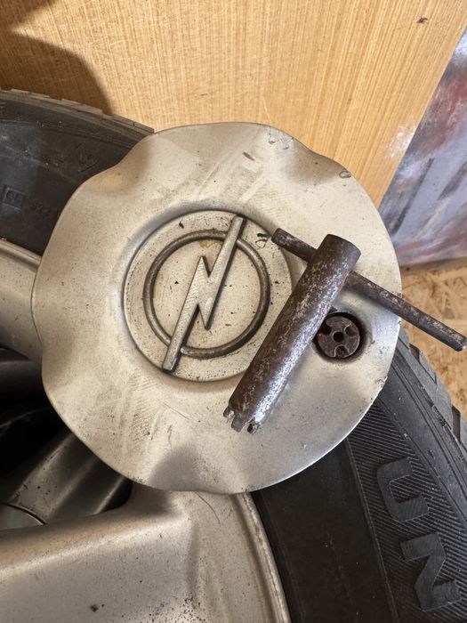 Felgi aluminowe 4x100 r15 (koła, alufelgi)