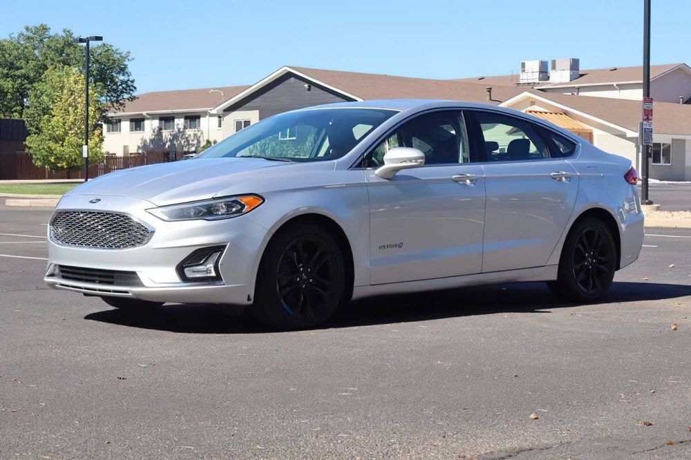 Ford Fusion Titanium      2019