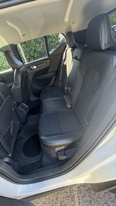 Volvo XC40 D3 Momentum Geartronic (2019) – 60.000 km – Histórico Volvo