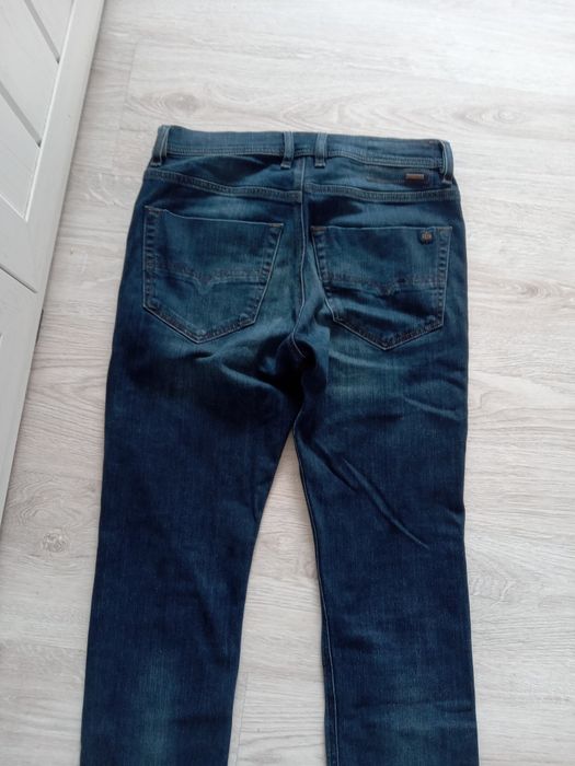 Jeansy Diesel Tepphar W27 L32