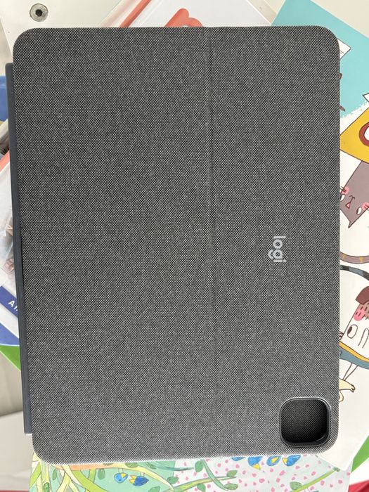 Teclado logi ipad pro 11