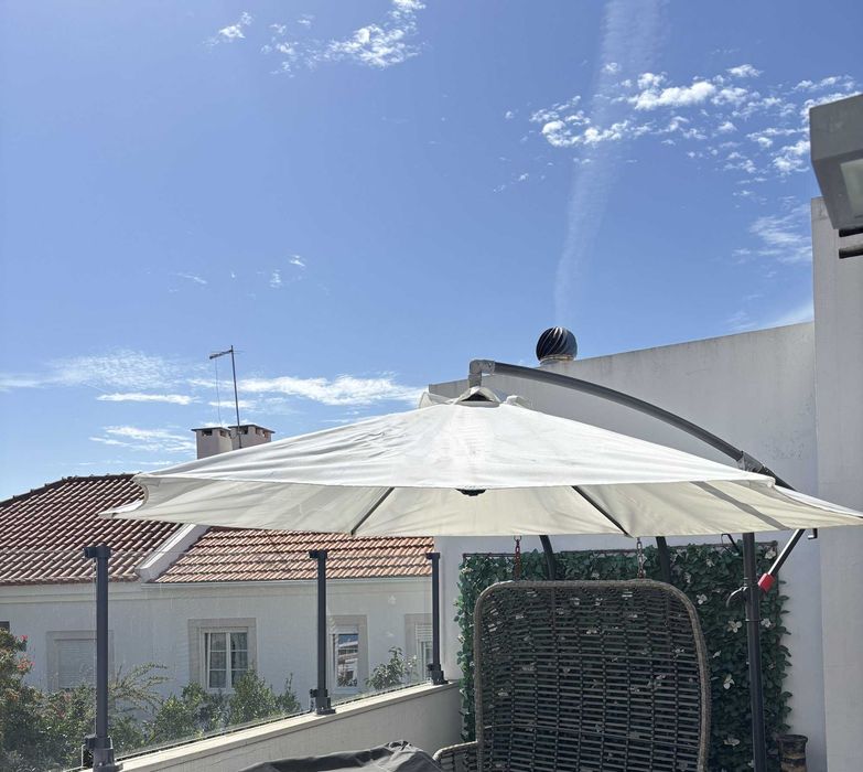 [RESERVADO] Chapéu de sol excêntrico Ø3 m (braço lateral), bege, com base