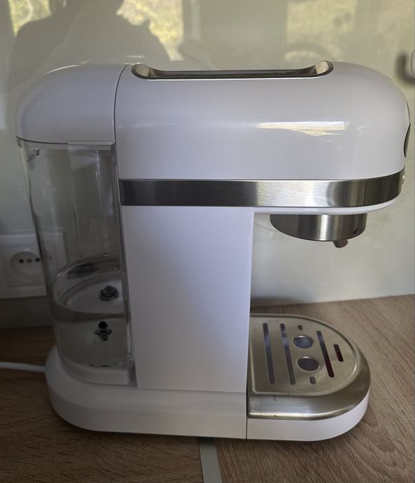Кавоварка ріжкова Ardesto YCM-E1500 White