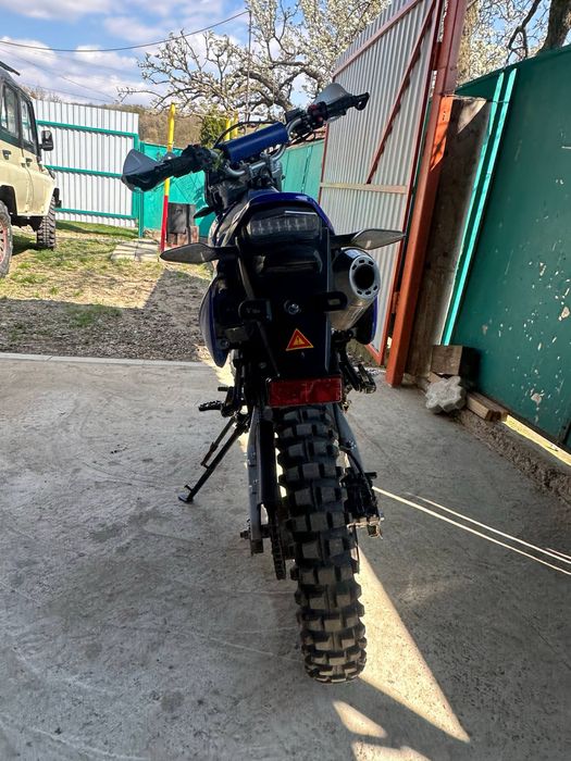 Мотоцикл Sparta Cross 200, синій з білим