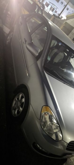 Vendo carro Hyundai Acentt 2008