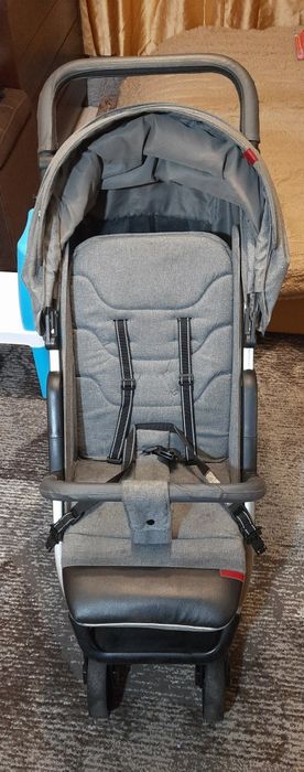 Продам детскую коляску прогулочную