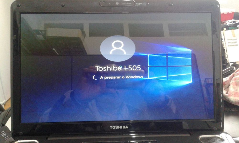Toshiba L505 (i3) como novo