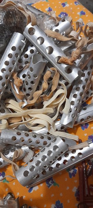 Бігуді різнотипні