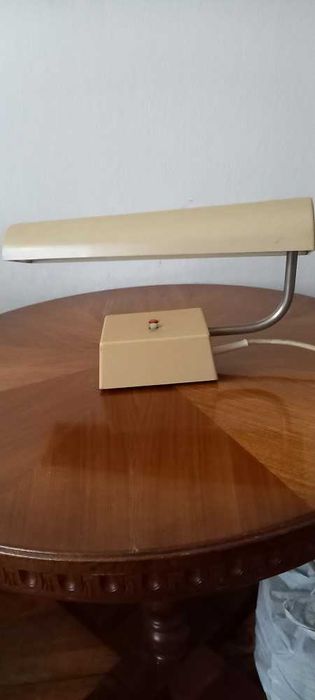 Oryginalna lampka biurkowa z lat 70 ub. wieku. Wysyłka, dostawa gratis