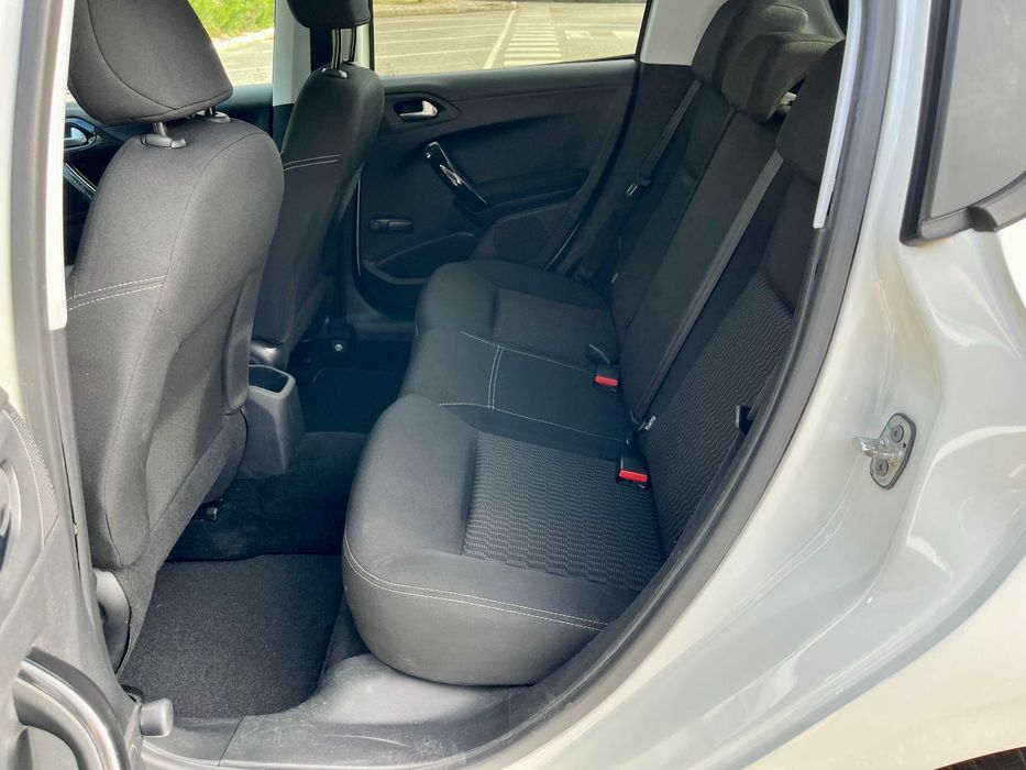 Peugeot 208 1.6 BlueHDi Style