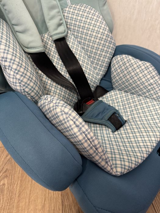 Дитяче автокрісло 9-36 кг+бустер
