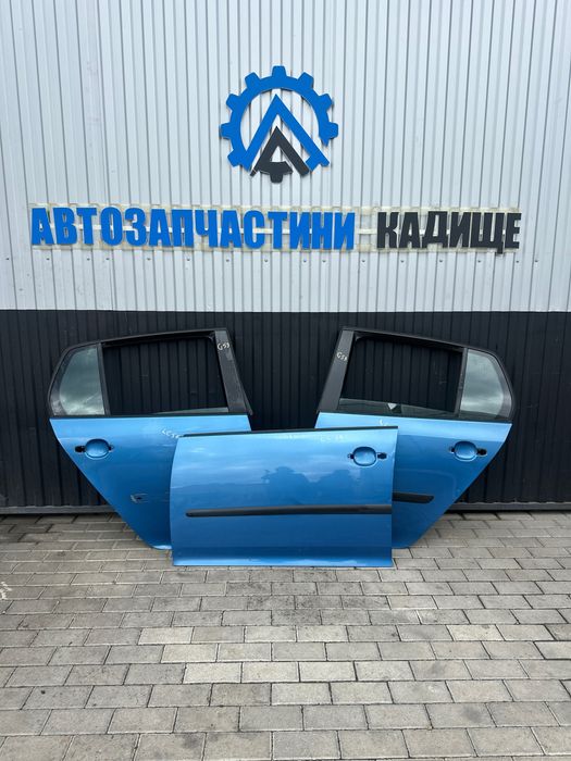 Двері Vw Golf 5 хетчбек LC5G фарба дверка права ліва Гольф 5 хетч дверки зад перед