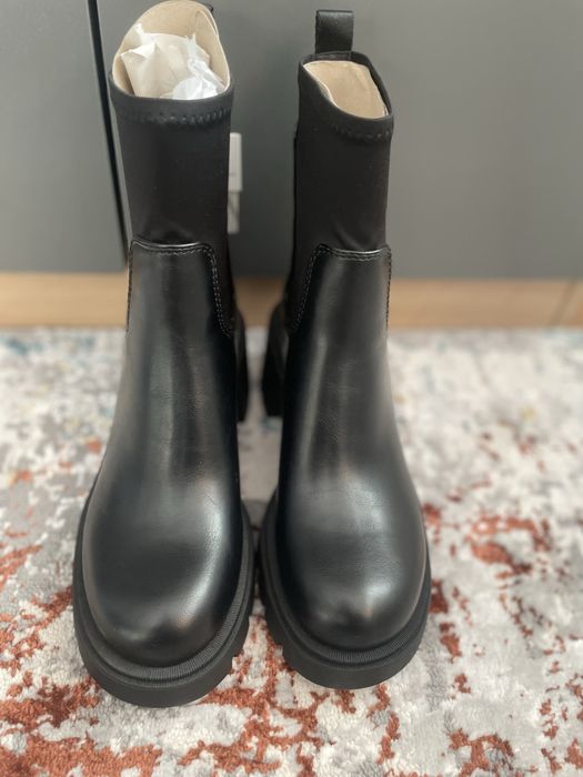 Neoprene-effect Chelsea boots 39 розмір