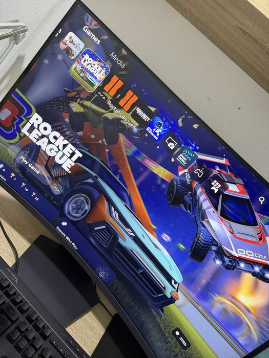 Ps5 Slim 825gB versão digital (comando + hdmi)