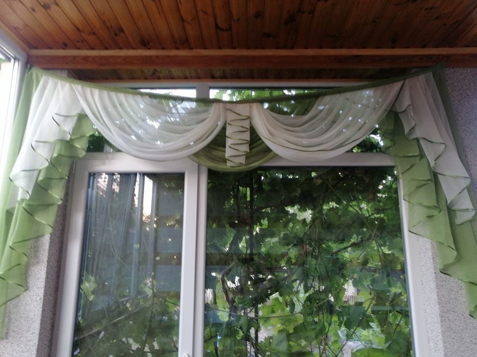 Ламбрикены на окна