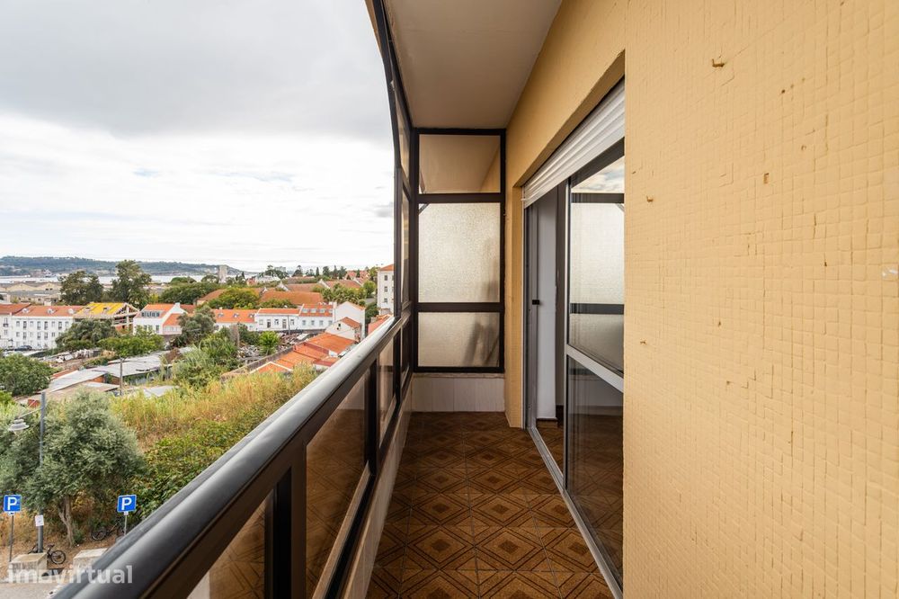 T2 para Arrendar em Zona Tranquila e Central, com Varandas e 76 m², Id