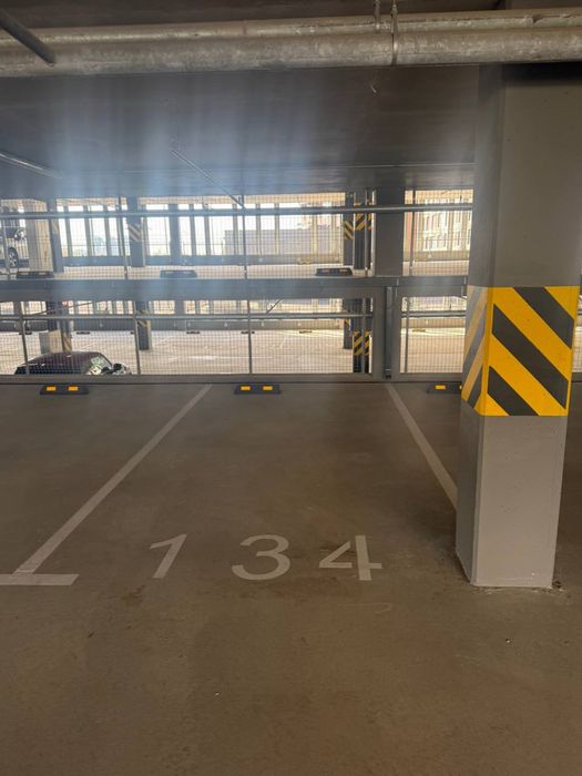 Здам паркомісце вул.В.Змієнка, 32, ЖК Варшавський3, 7.9