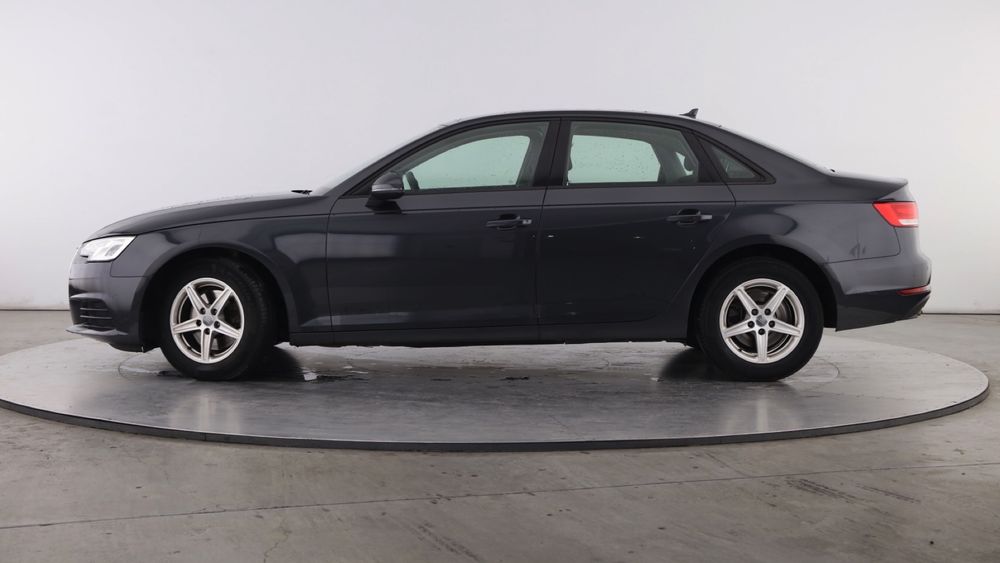 Audi A4 2.0 tdi 150 CV 2019 Impecável. Revisão Grande Feita.