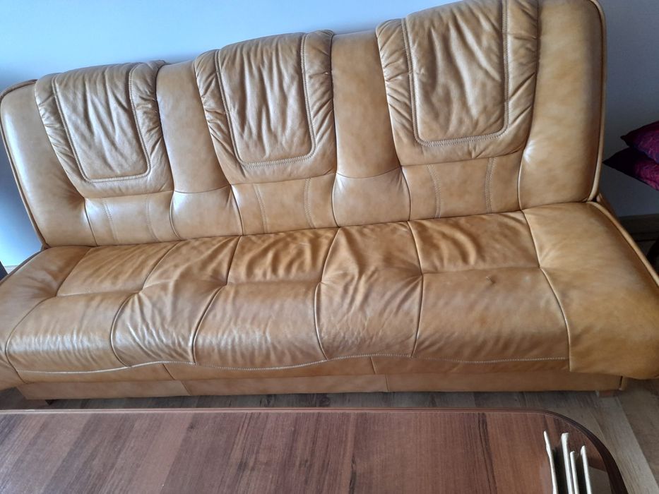 Sofa ze skóry rozkładana