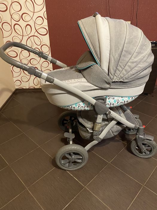 Продам Коляску Adamex 2в1