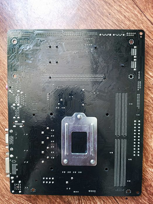 Материнська плата ASRock H110M-DVS не робоча