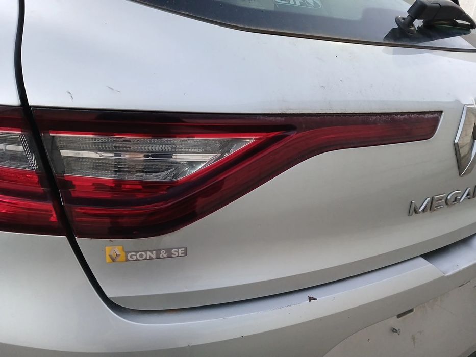 Farolim da mala esquerdo RENAULT Megane IV (B9A/M_)